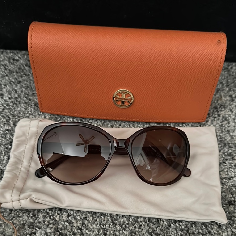 Tory Burch Brown and Orange Sunglasses with Case